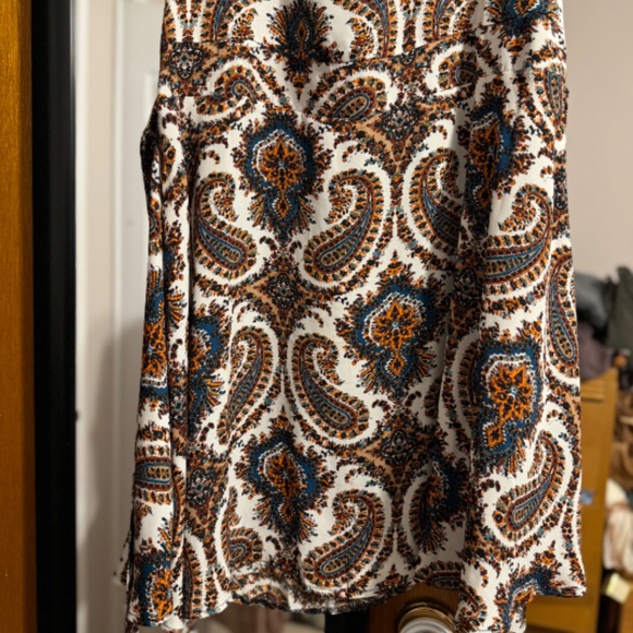 Dress - Picture 4 of 5